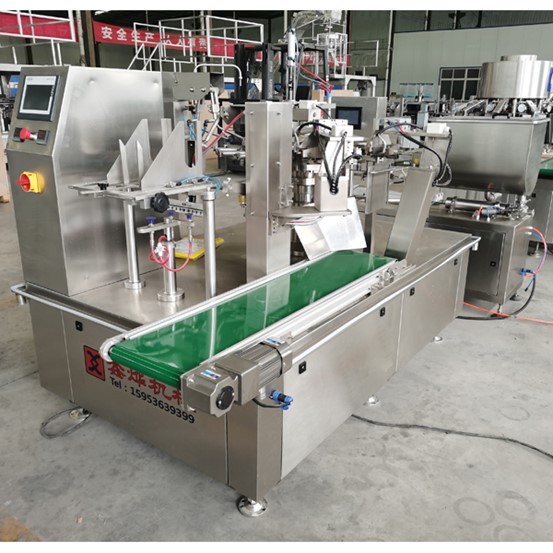 液體醬料給袋式全自動(dòng)包裝機(jī)